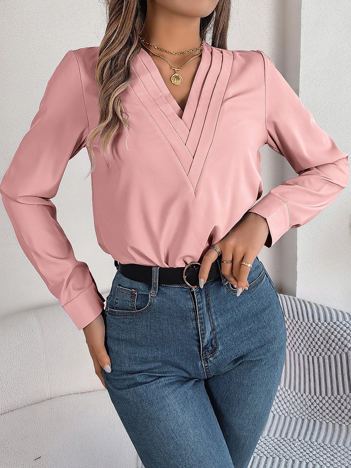 Elegant V-neck long sleeve blouse for women in various colours