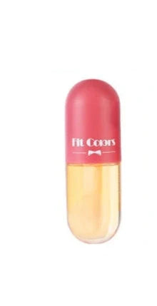 Day Night Instant Volume Lip Plumper Oil in light yellow for hydration and repair