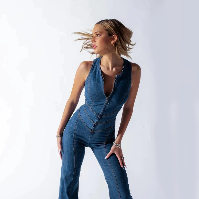 Stylish summer denim jumpsuit for women with halter neck and heart-shaped backless design
