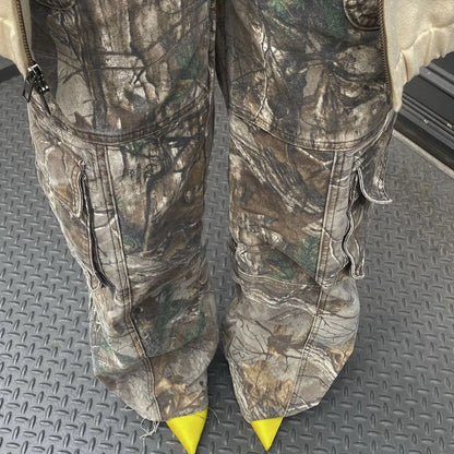 Women's summer camouflage cargo pants with multiple pockets