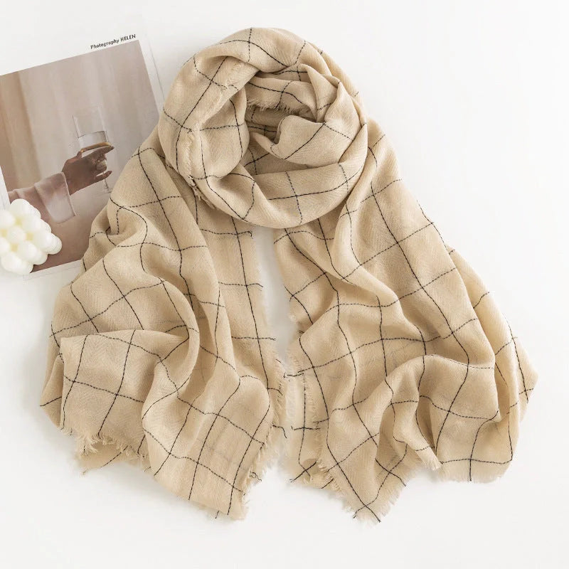 Herringbone pattern artificial cashmere scarf with tassel fringes