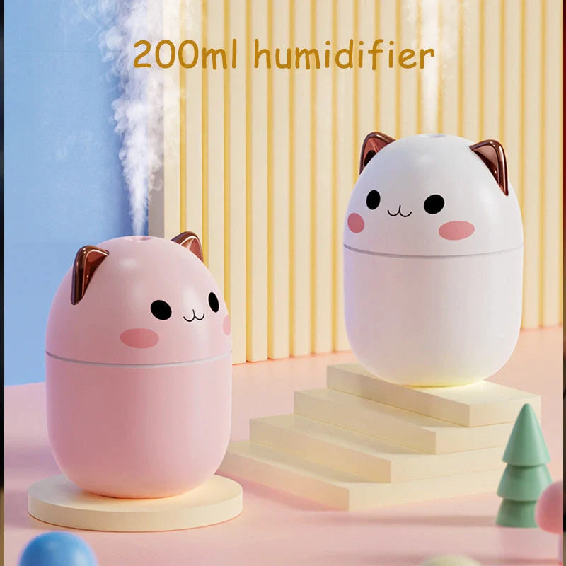 USB Car Aromatherapy Humidifier with soothing ambient light, perfect for relaxing drives