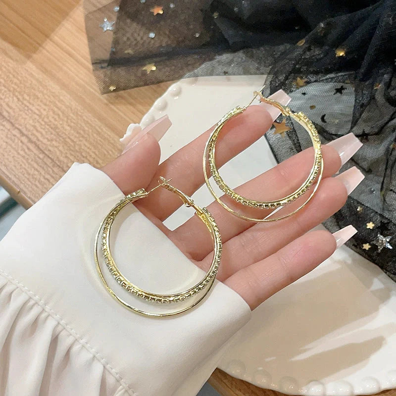 Elegant geometric alloy earrings and bracelet set in gold and silver finishes