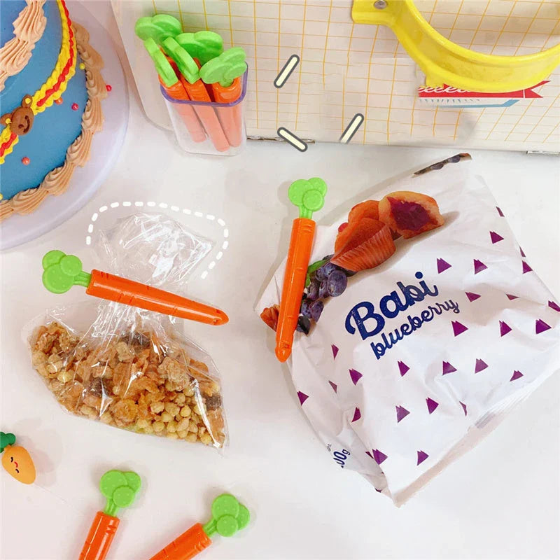 Carrot-shaped bag clip for sealing and preserving food freshness