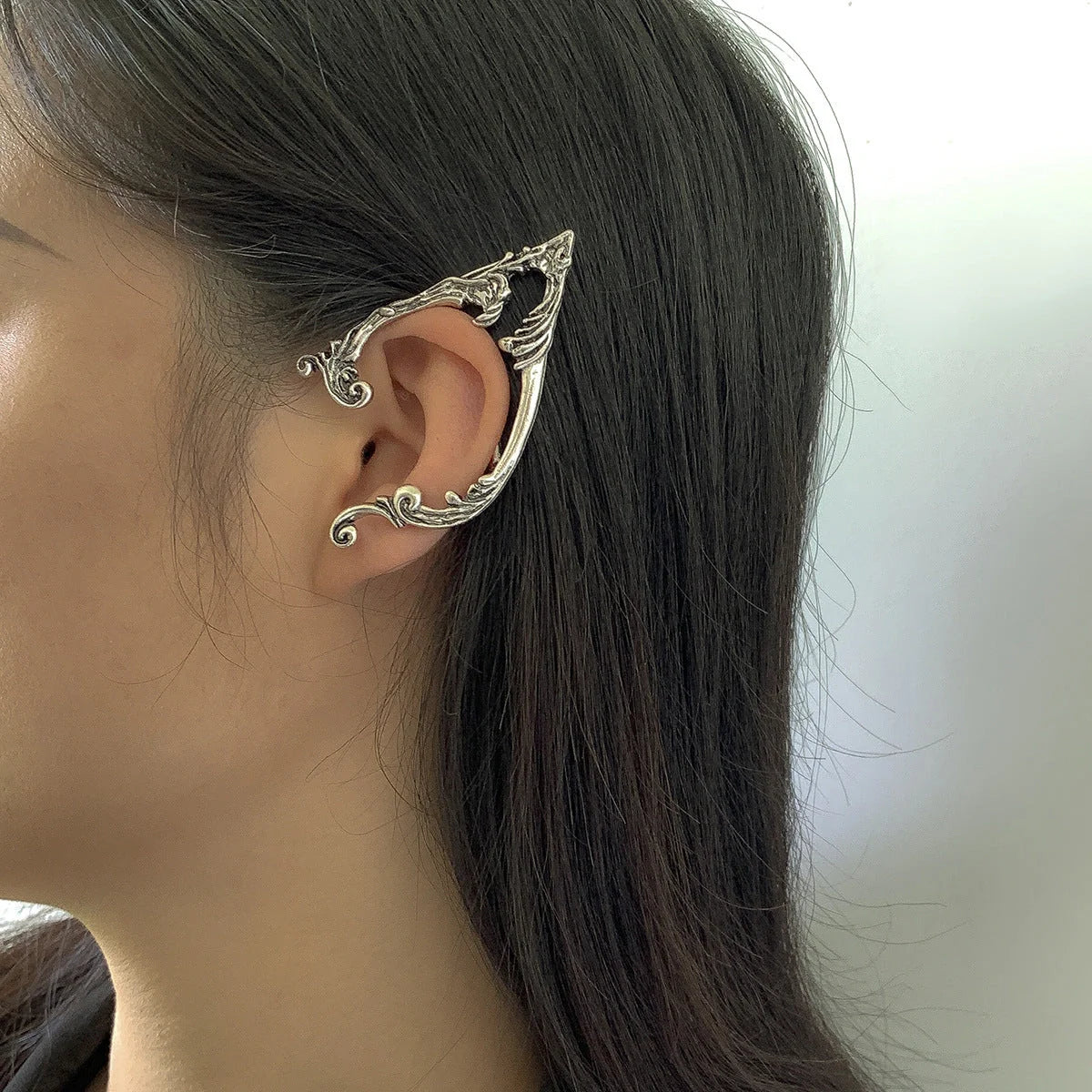 Dark Elf Ear Clip No Piercing Earrings in Silver for Gothic Style