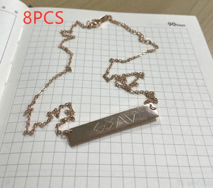 Elegant women's horizontal bar pendant necklace in gold and rose gold