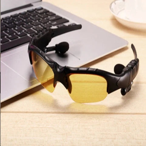 Bluetooth 5.0 Smart Sunglasses with wireless headphones and microphone for high-fidelity audio and eye protection
