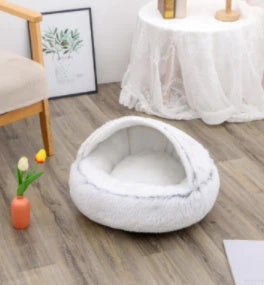 Cozy and comfortable 2-in-1 pet bed for cats and dogs, featuring plush, warm, and soft materials