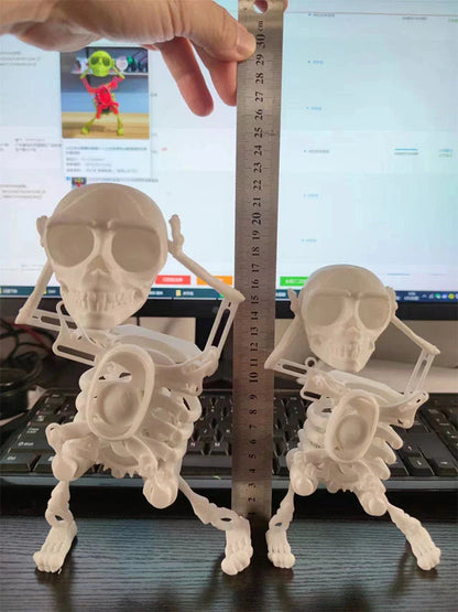 Customizable 3D Mini Skull Desktop Toy with gravity-powered motion and various color options