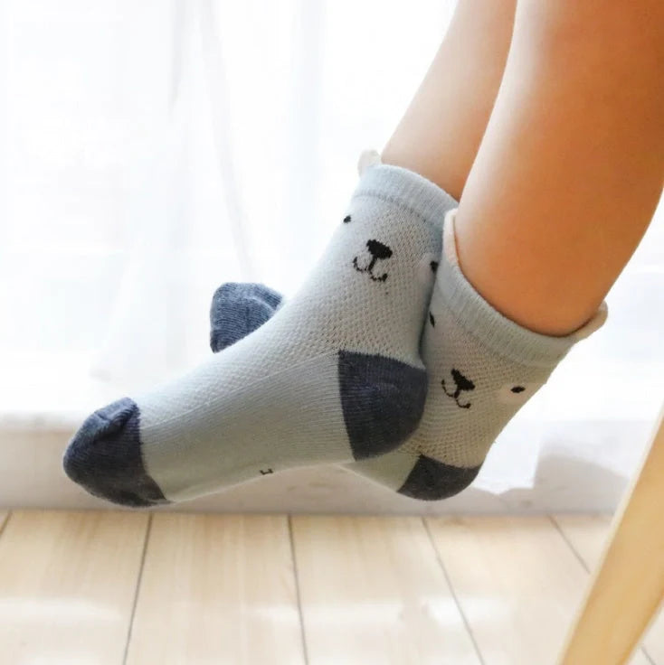 Pack of 5 children's breathable cotton socks in assorted colours, sizes S to L