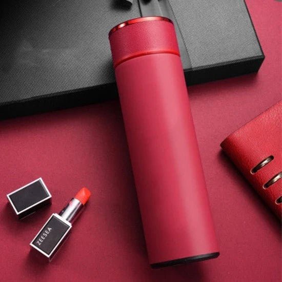 Versatile business mug with touch-sensitive temperature display, available in various colors and sizes