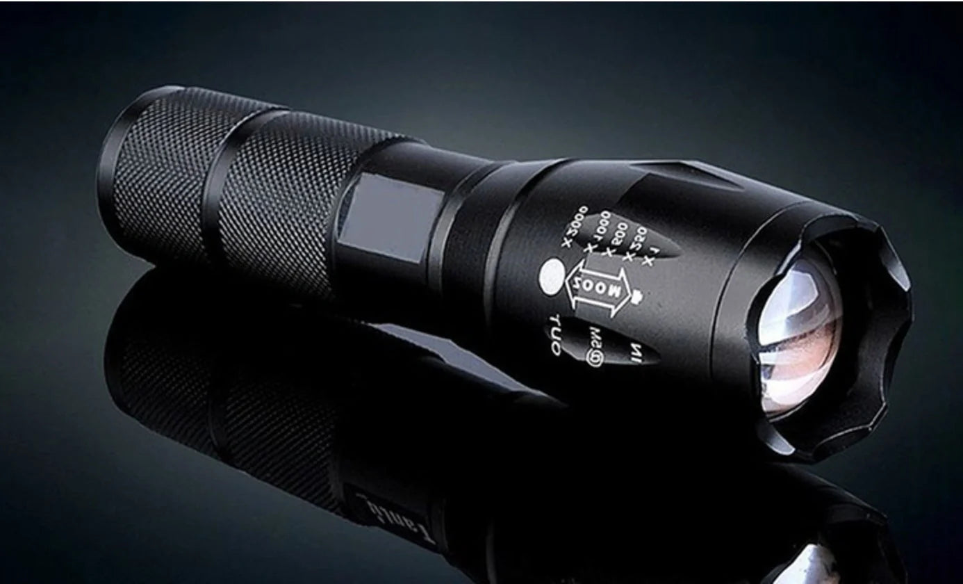 Zoomable LED Torch with adjustable focus for outdoor and professional use