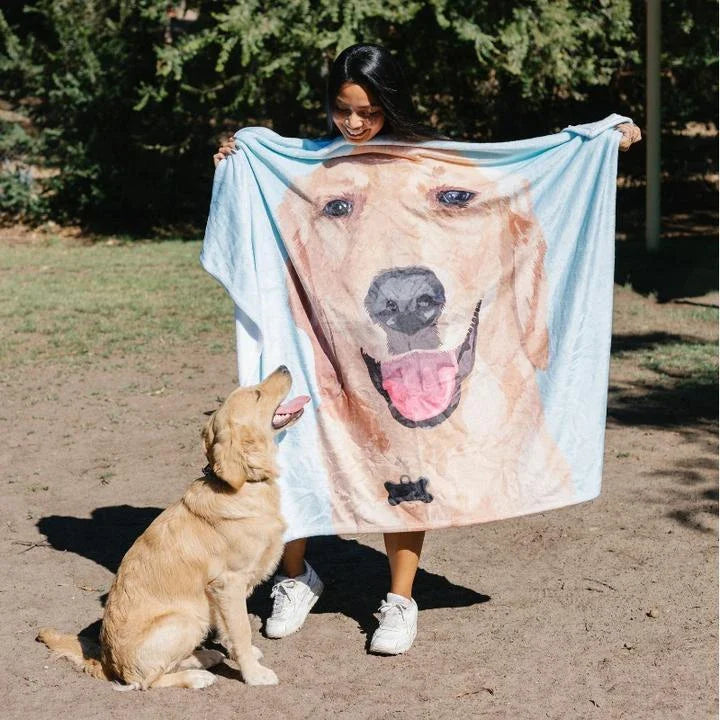 Customised cosy flannel blanket with cartoon design, made of premium acrylic fibre for softness and warmth