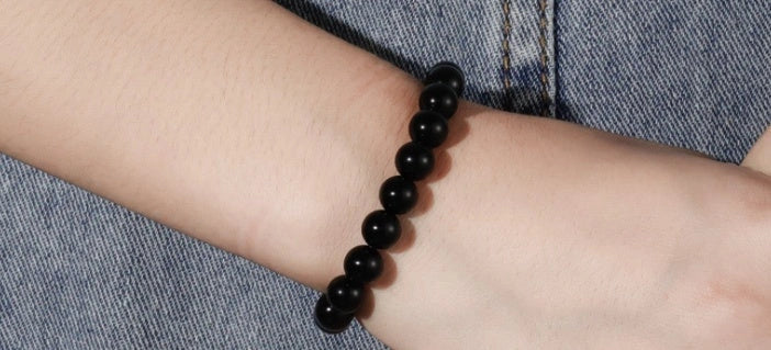 Black Onyx Bracelet with geometric design and elastic cord