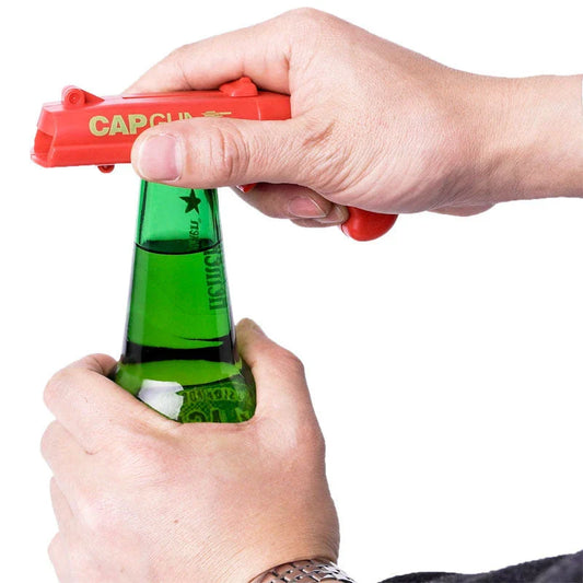 A catapult-style bottle opener made of high-quality ABS plastic, designed with a playful American-inspired flair to add entertainment to any British drinking occasion.