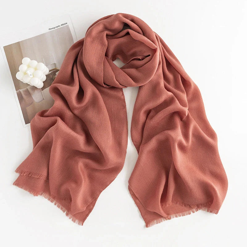 Herringbone pattern artificial cashmere scarf with tassel fringes