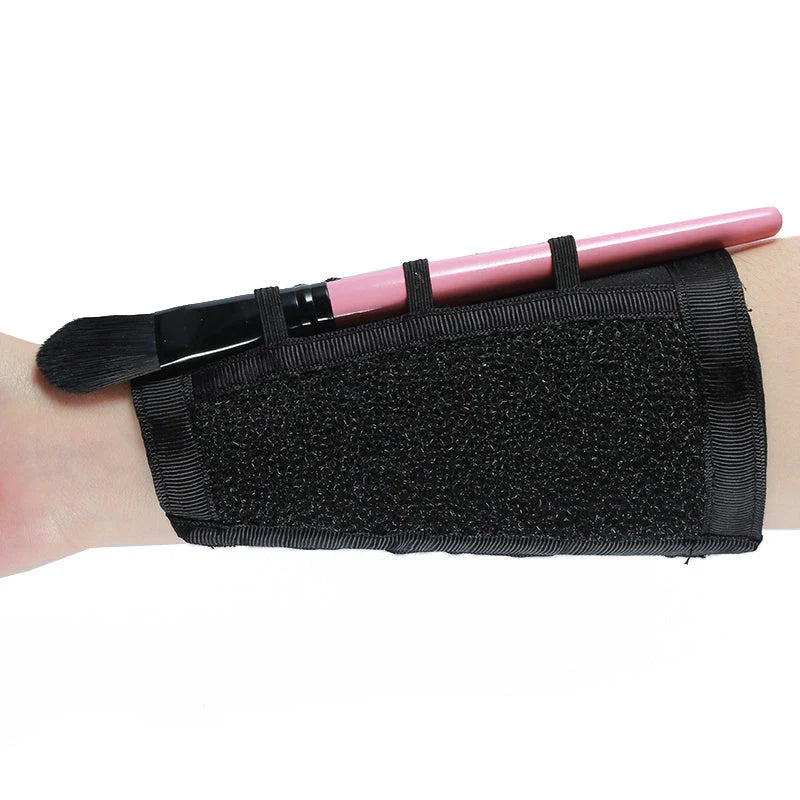 Premium makeup brush cleaning strap made of nylon diving cloth for antibacterial, antistatic, and moisture-wicking brush care