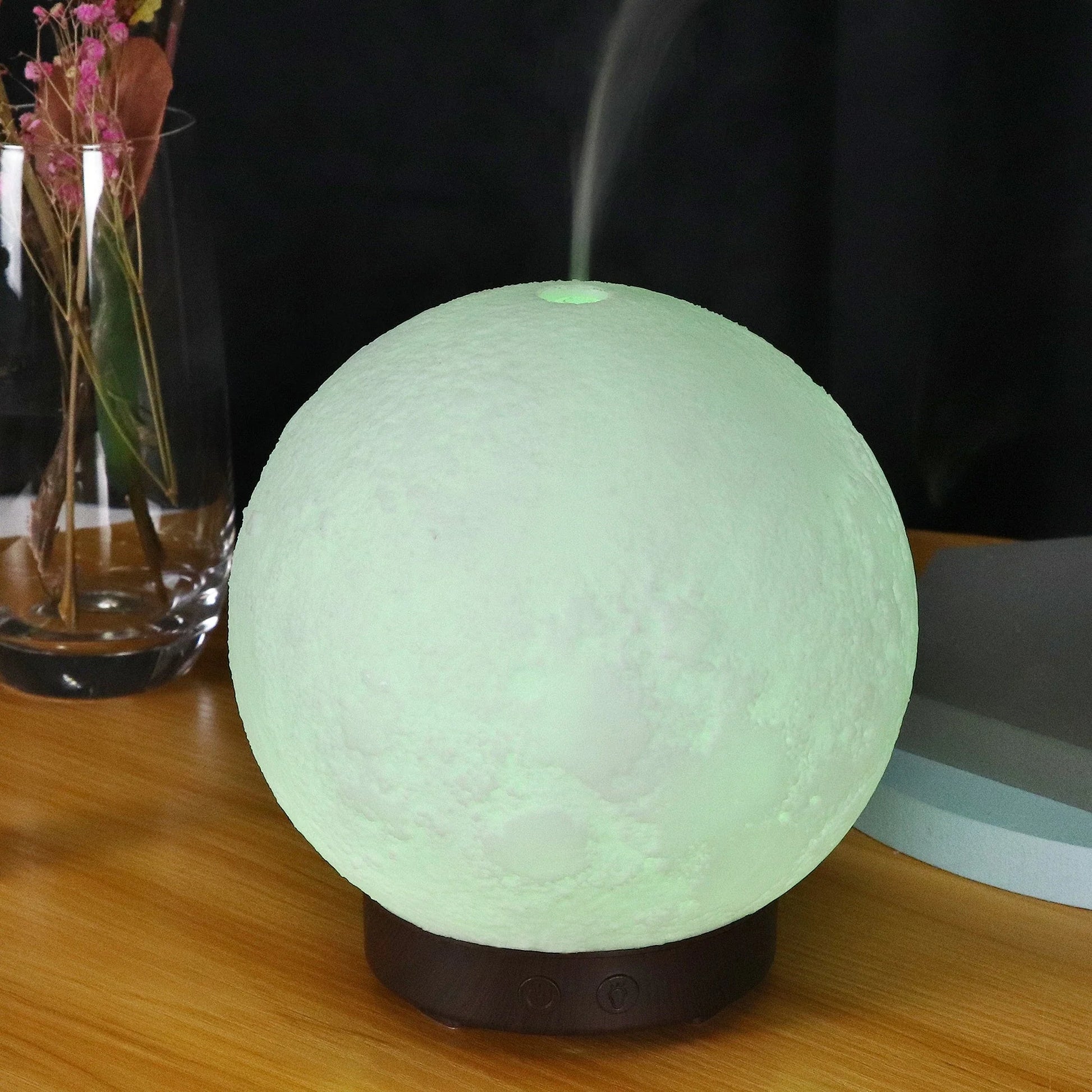 Soothing ultrasonic humidifier and aroma diffuser with wood grain and neutral color options