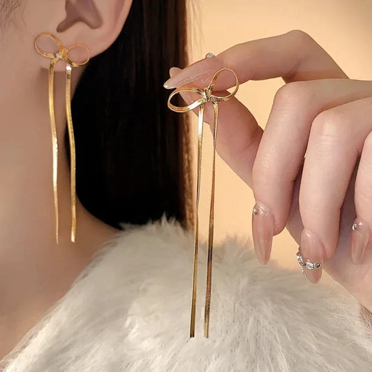 Elegant hypoallergenic 18k gold plated bow earrings for sensitive ears
