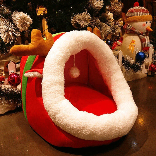 Cosy pet bed in various colours and sizes, providing a soft, warm, and comfortable sleeping space for cats and small dogs