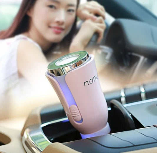 Car aroma diffuser with USB charger in five colours
