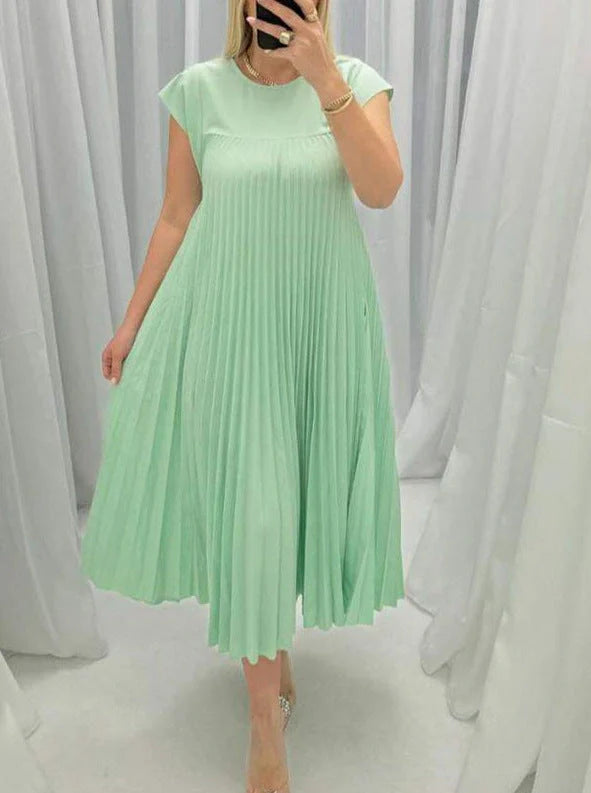 Elegant summer pleated long dress for women in various colours