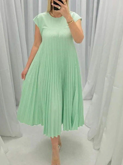 Elegant summer pleated long dress for women in various colours