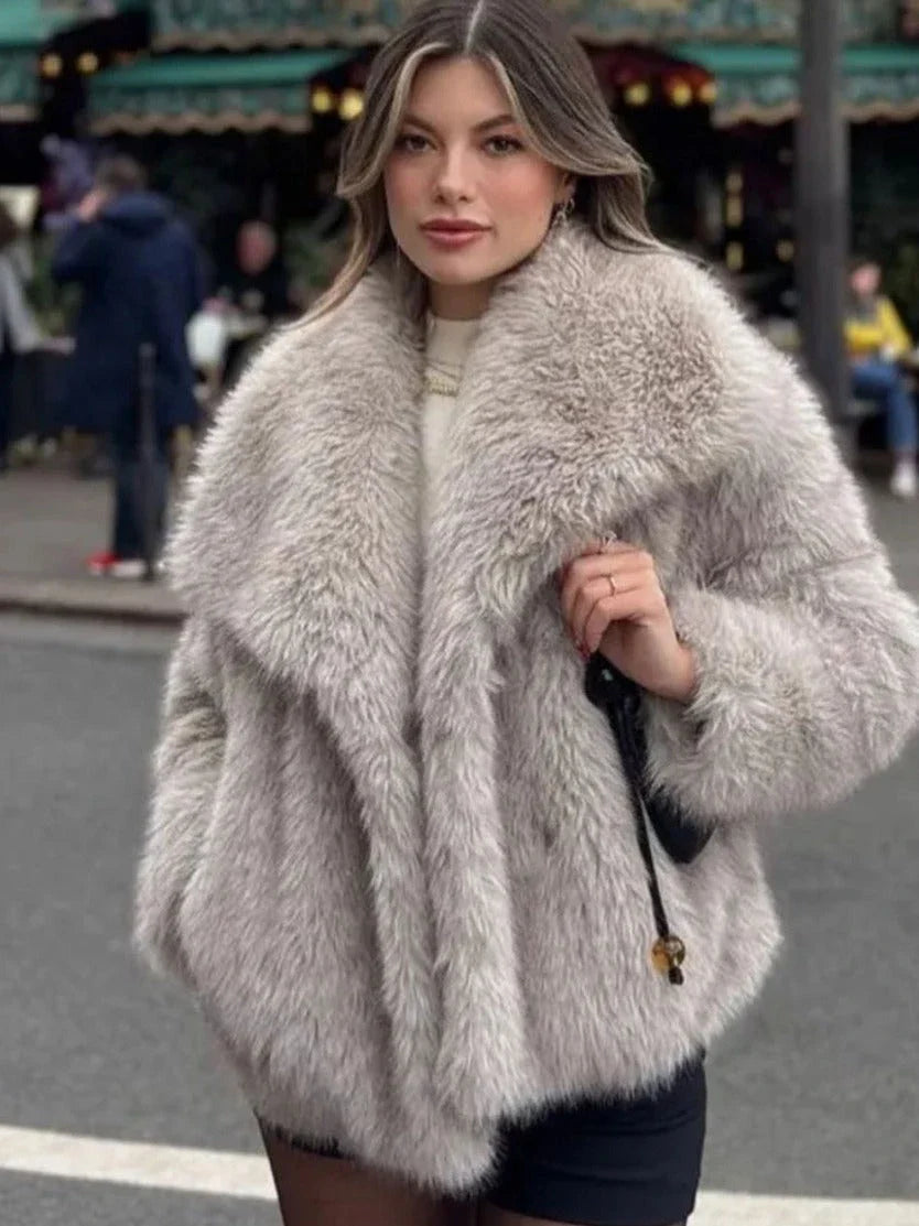 Stylish and cozy plush winter coat for women, available in a variety of trendy colors and sizes