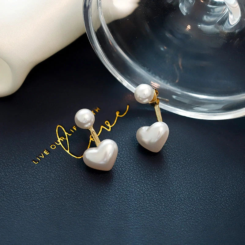 Korean style heart-shaped pearl stud earrings with alloy inlay