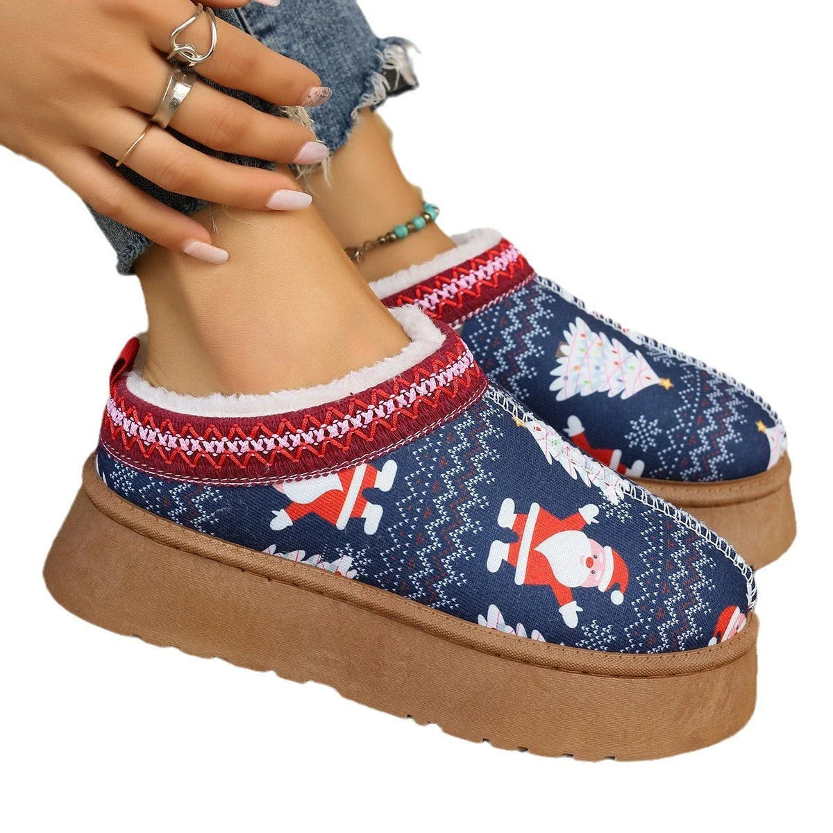 Cozy Christmas-themed ankle boots with cotton upper and plush artificial fur lining