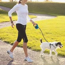 Automatic telescopic pet leash with one-handed braking and locking system, made of eco-friendly materials for safe and convenient pet walking