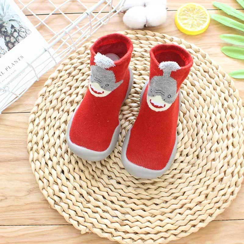 Cosy children's non-slip floor socks in various vibrant colours and sizes