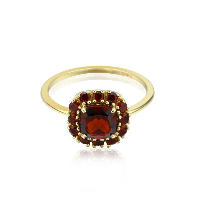 Elegant vintage-style cocktail ring featuring a pomegranate-inspired design with intricate micro-mosaic details and a mesmerising diamond surface.