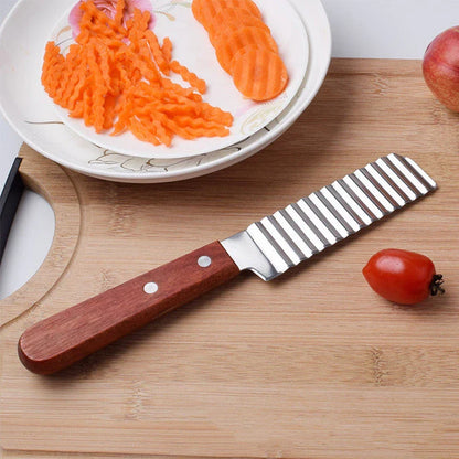 Stainless Steel Wave Fry Cutter for Cutting Potatoes, Vegetables, and Fruits into Wavy Patterns