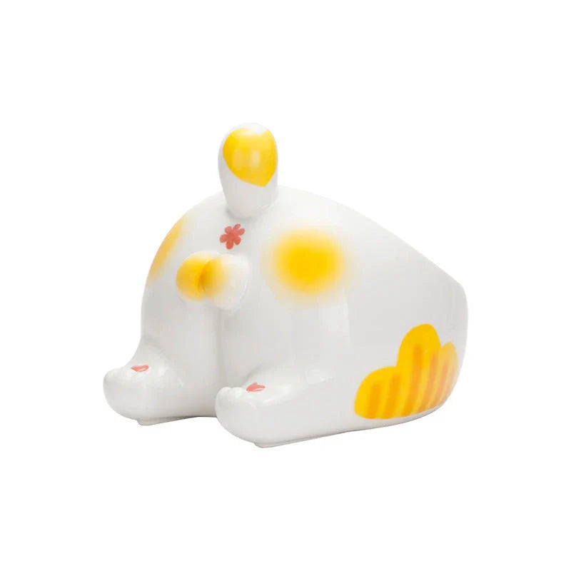 Stylish ceramic pet bowls in various charming designs for cats and dogs
