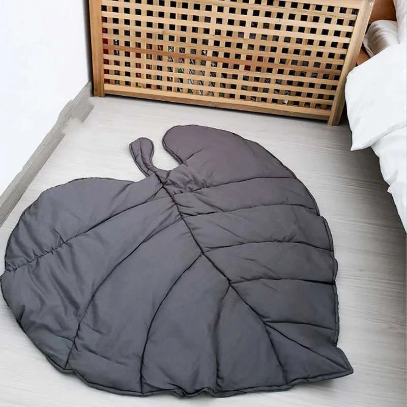 Baby Carpet Cotton Tree Leaf Crawling Floor Mat in green and grey