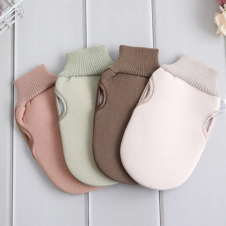 Luxury adult bath towel with scrubbing gloves in various colours