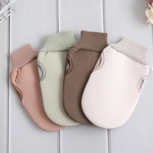 Luxury adult bath towel with scrubbing gloves in various colours