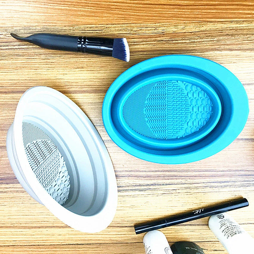 Silicone cosmetic makeup brush cleaning pad board for efficient brush maintenance