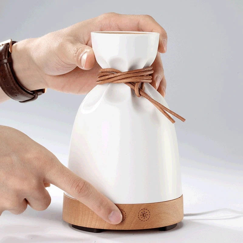 Wood Aromatherapy Desk Lamp Humidifier with noise reduction technology