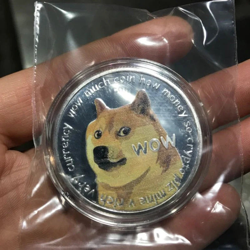 Dogecoin Commemorative Coin with cute dog pattern in gold or silver plating