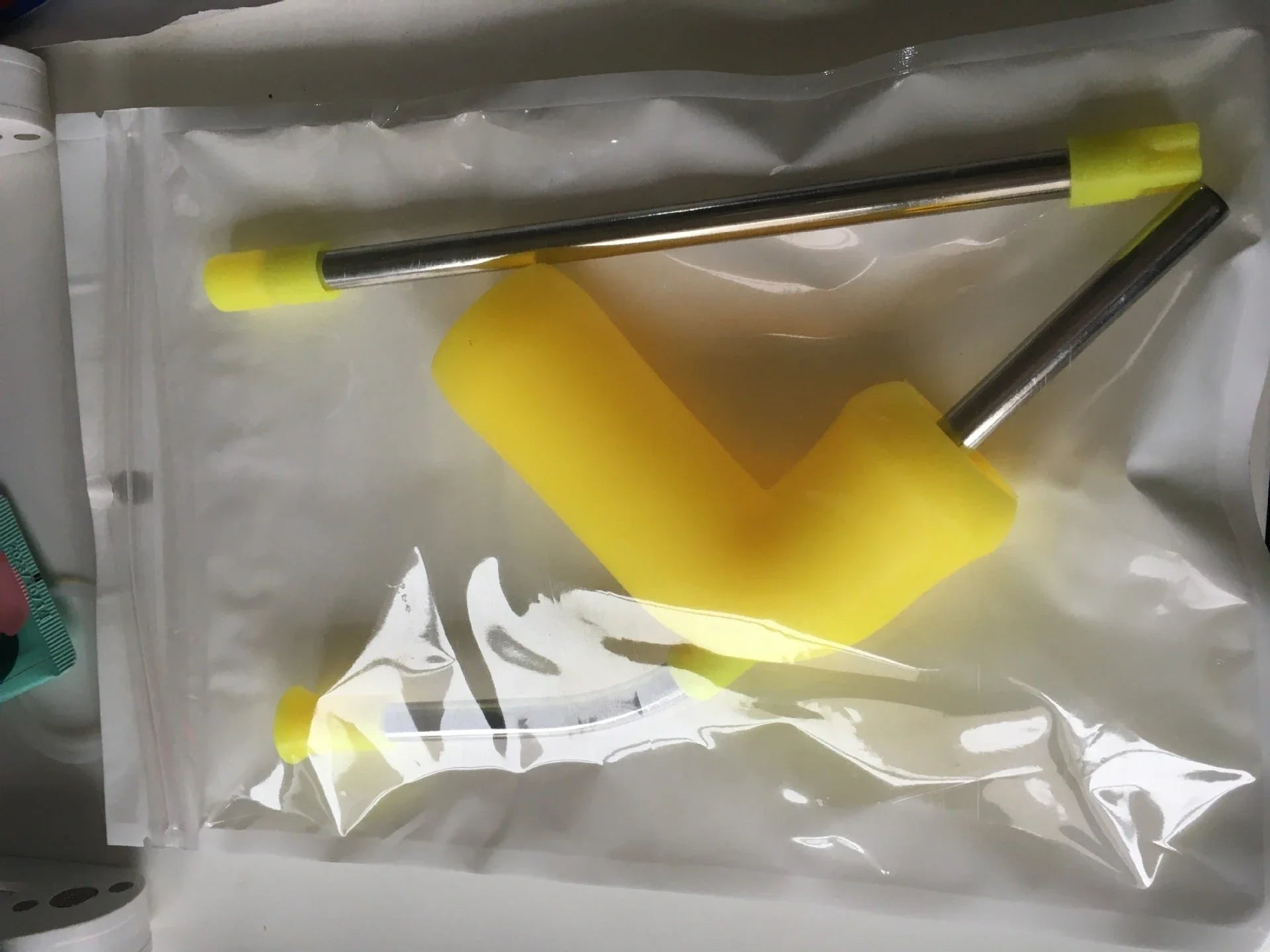 Slick Sipping Straw - Premium Stainless Steel and Plastic Party Accessory for Smooth, Fast-Flowing Beverage Enjoyment