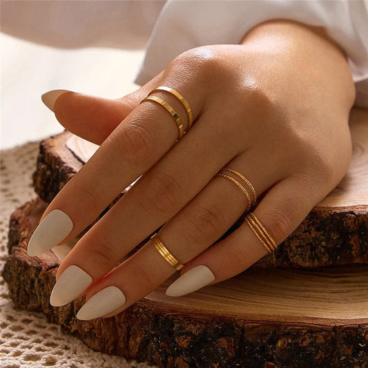 Bohemian acrylic silver ring set with geometric design