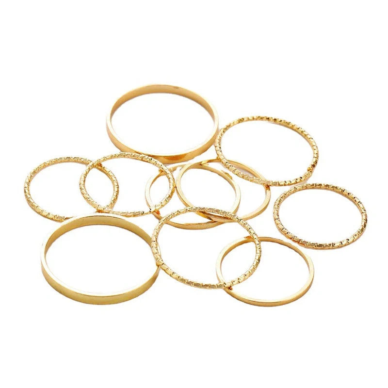Bohemian acrylic silver ring set with geometric design