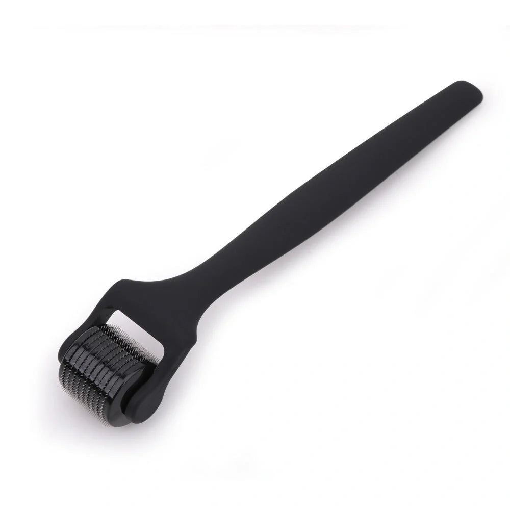 Matte 540 Microneedle Roller with oil-rubber handle for precise skincare treatments