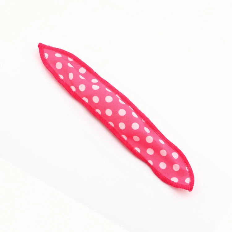 Soft, cushioned hair curler in various colours for creating effortless waves and curls while you sleep
