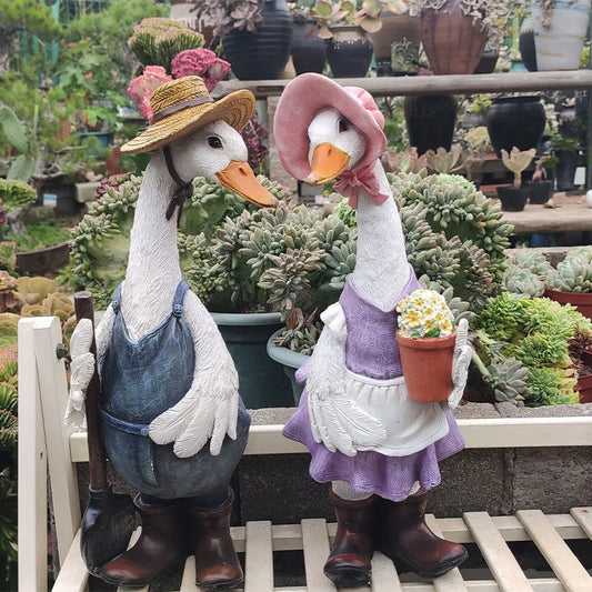 Resin duck outdoor statue for garden decoration with detailed design and stable base