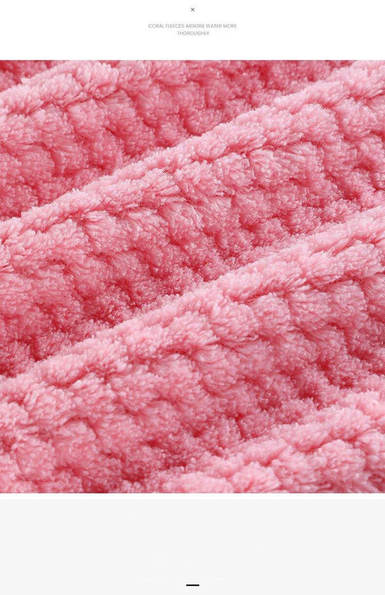 Absorbent and durable microfibre kitchen dish cloths in various colours