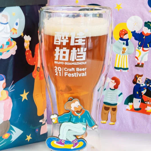 Premium double-walled glass mugs with advanced insulation for chilled beverages