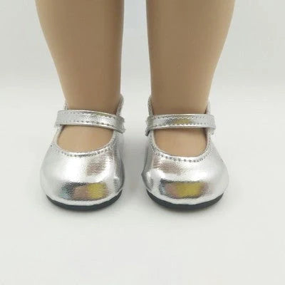 Stylish leather dolls' shoes in various colours, designed to perfectly complement American Girl dolls.